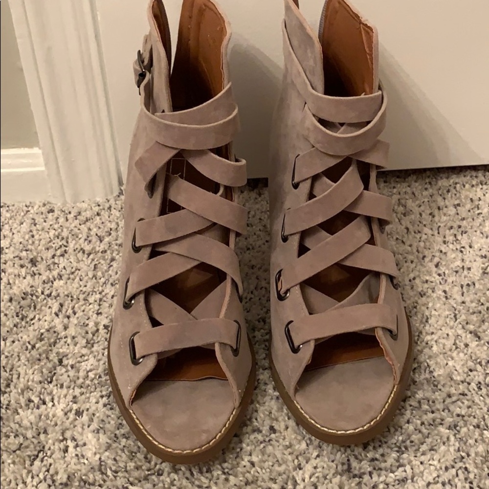 Brand new size 10 open toe boot